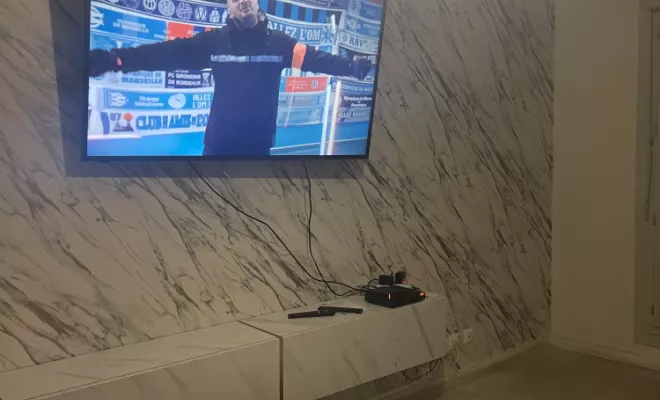 Pose de papier peint et montage de meubles à Nice Saint Roch, Nice, Bertot Rénov